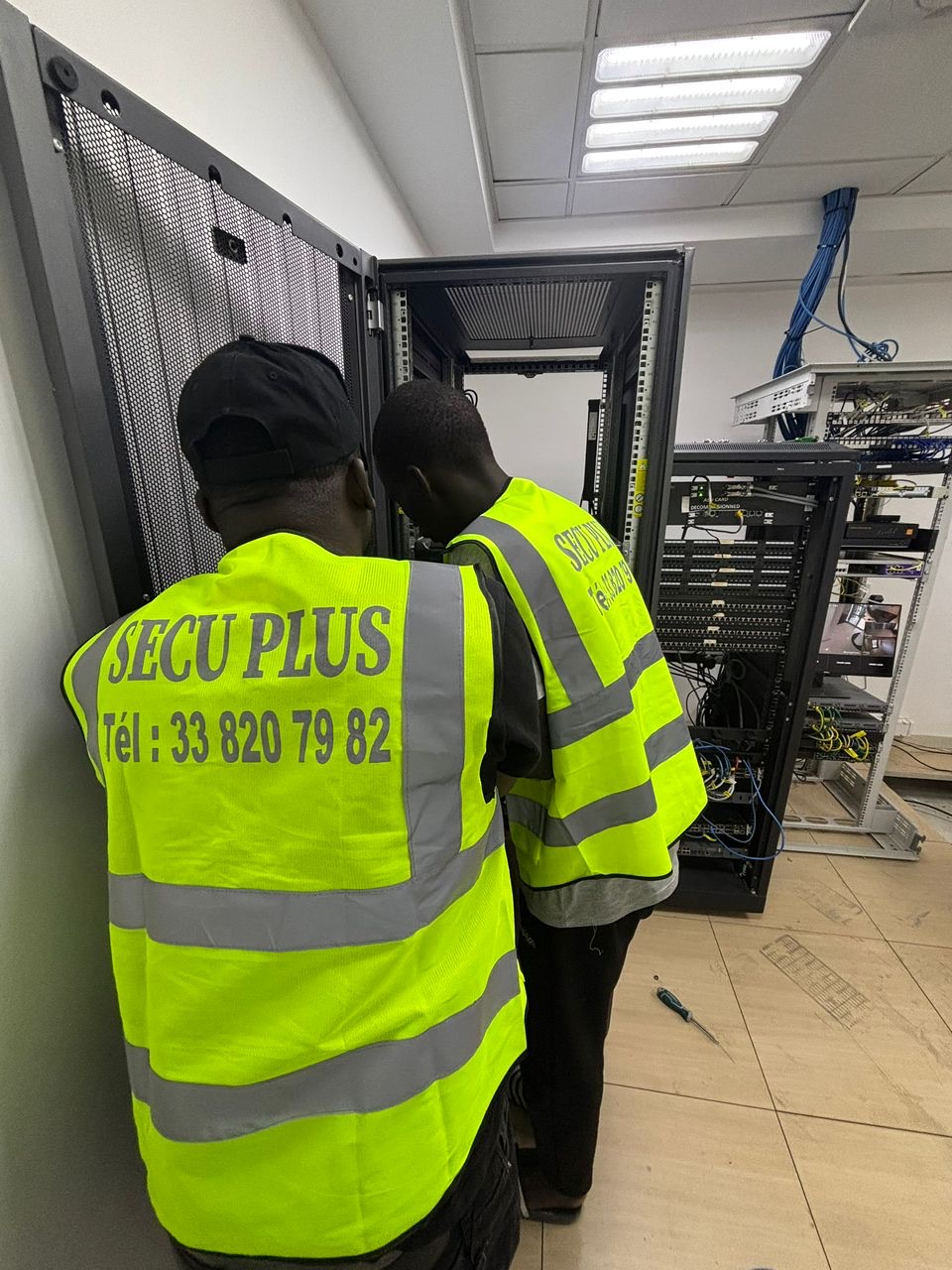 Équipe SECUPLUS en intervention technique